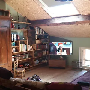 Maison Proche De La Nature , Querigut France